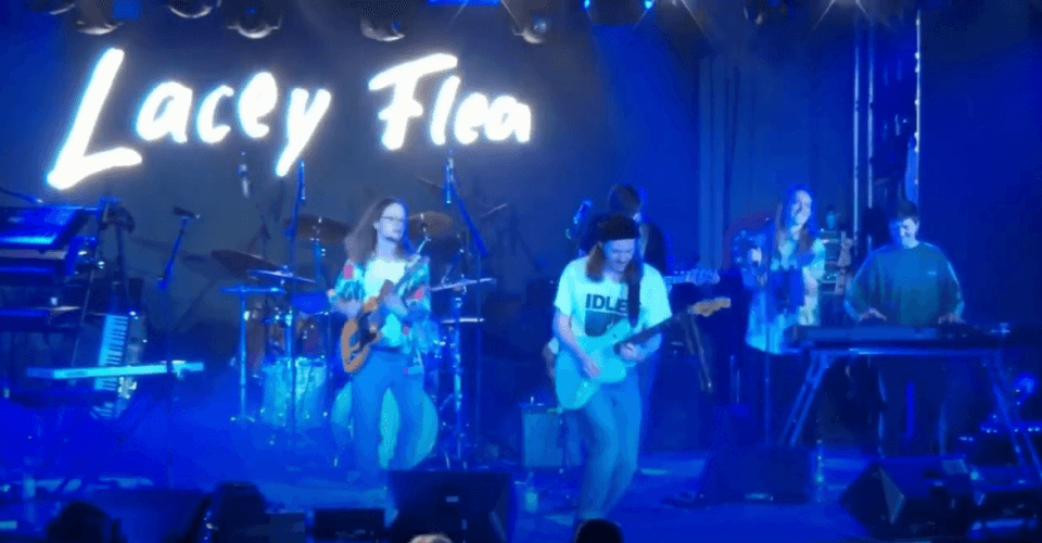 Galeriebild für Lacey Flea Soulband