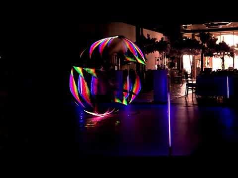 LED Cyr Wheel mit Kleid - Kurzdemo